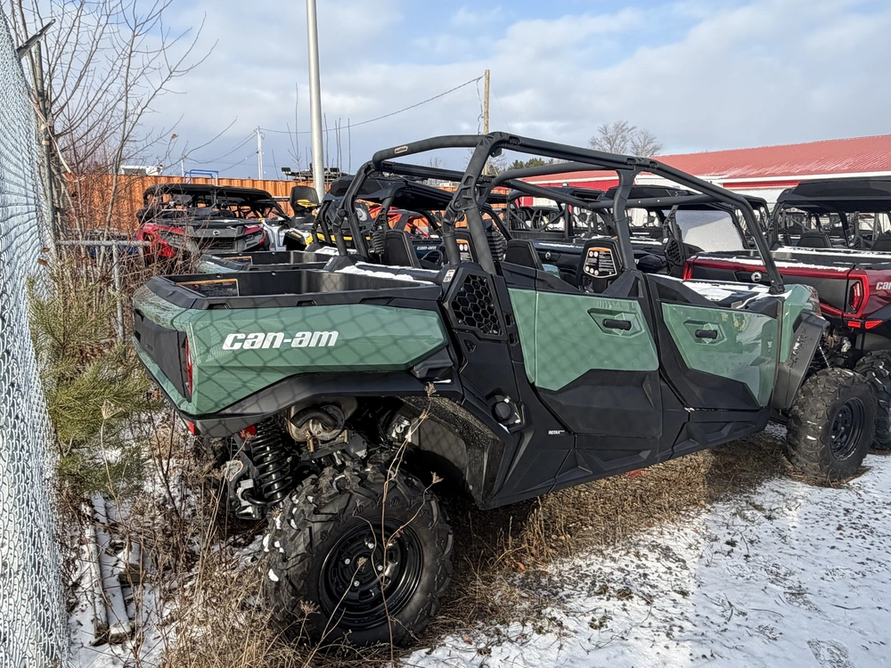 2025 Brp Commander Max Dps 1000r alt