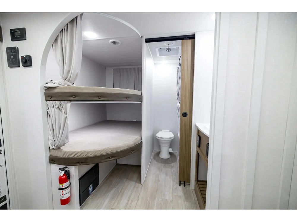 Forest River Wildwood 26ice 2026 alt