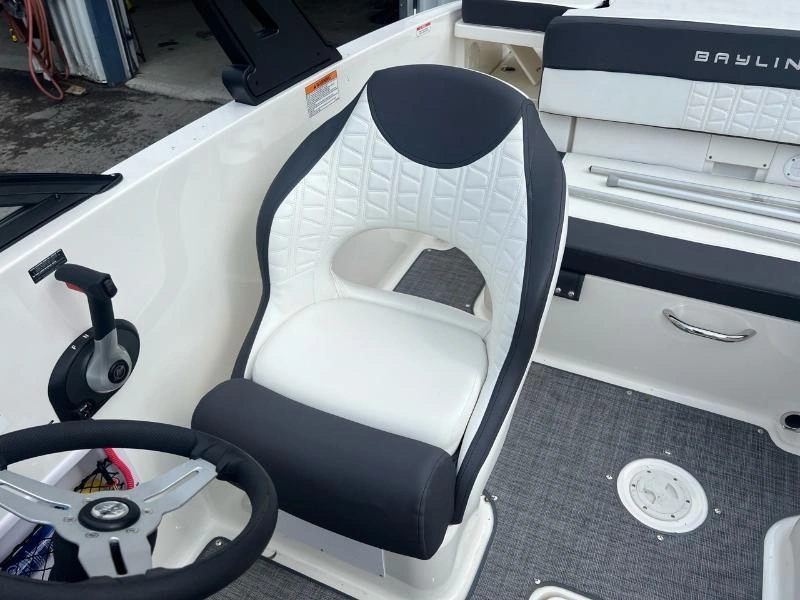 Bayliner Bayliner Vr5 2021 alt