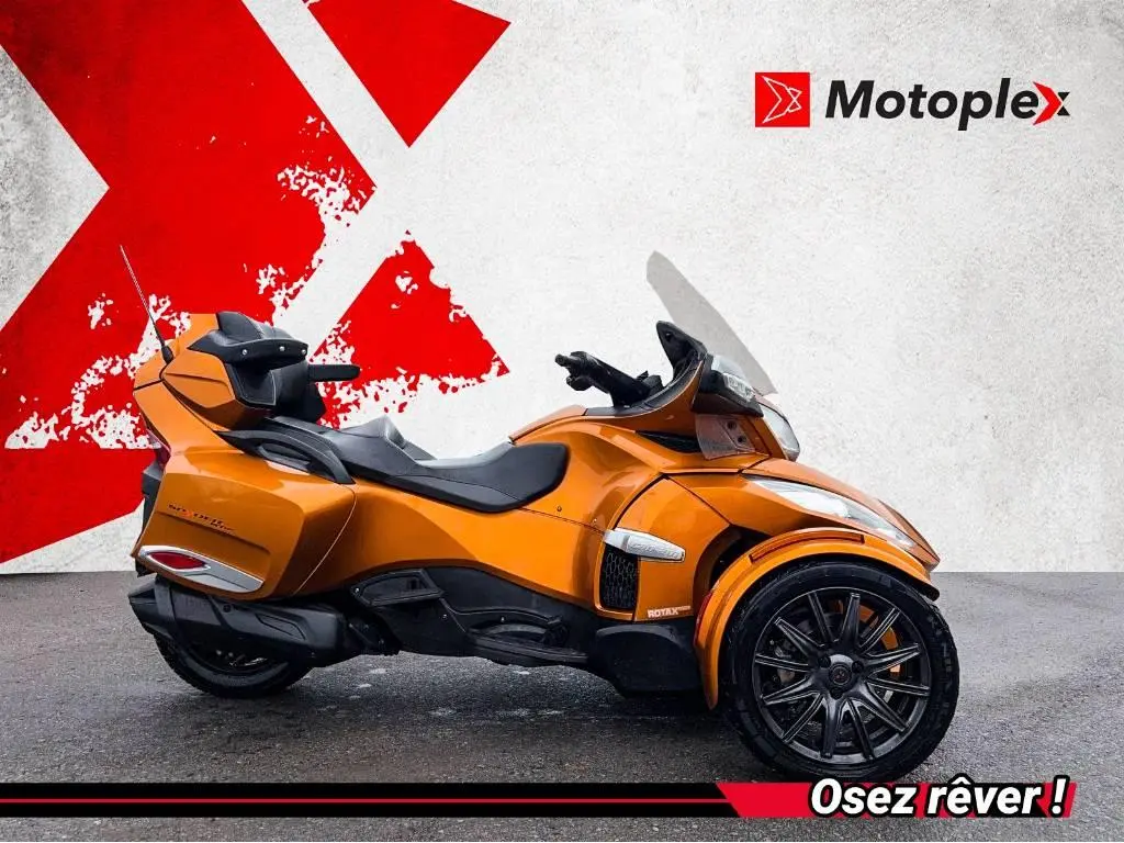 2014 Can-Am SPYDER RT-S SE5