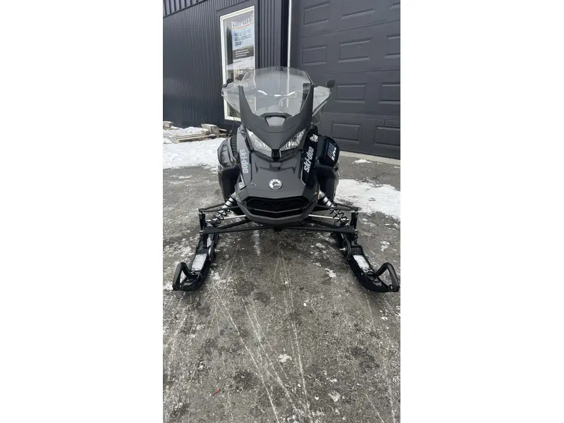 2021 Ski-Doo Renegade Adrenaline 900 Ace