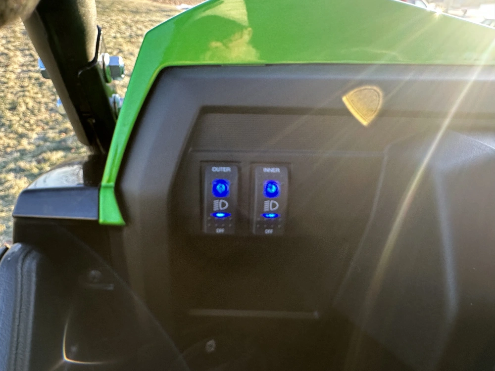 2025 Kawasaki Teryx 4 S Se alt