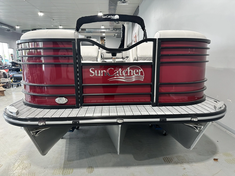 2024 Suncatcher Elite 322c alt