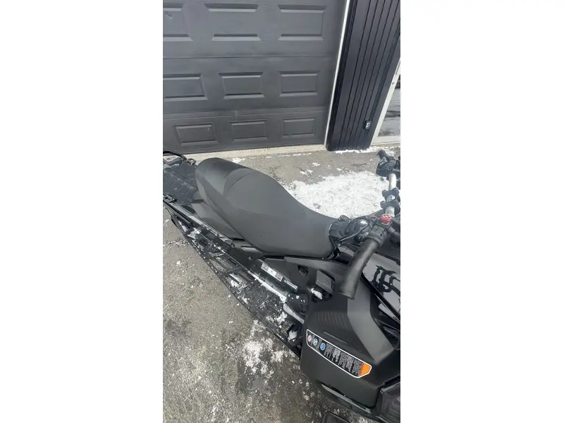 2021 Ski-Doo Renegade Adrenaline 900 Ace