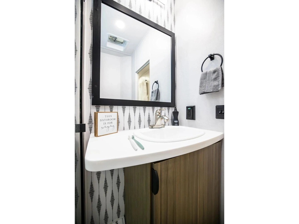 Forest River Wildwood 40rlb 2026 alt