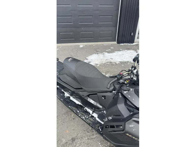 2022 Ski-Doo Mach-Z 900 Ace Turbo R