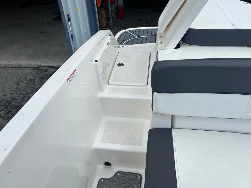 Bayliner Bayliner Vr5 2021 alt
