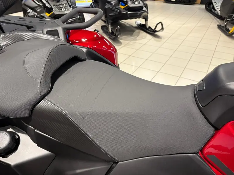 2025 Can-Am Outlander MAX XT 850