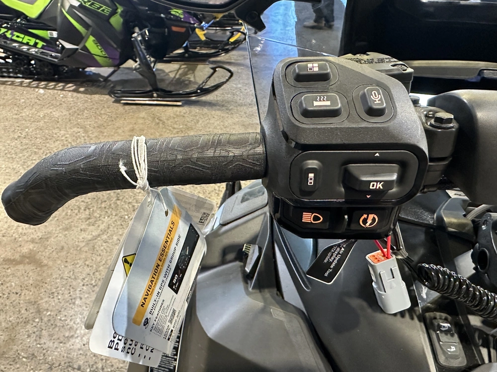 2026 Ski-doo Gt Le Platinum 900 Turbo R alt