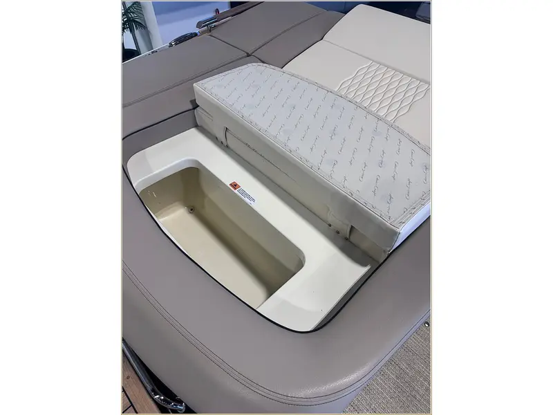 Chris-Craft Sportster 25 MR DISPLAY MODEL SPECIAL 2025