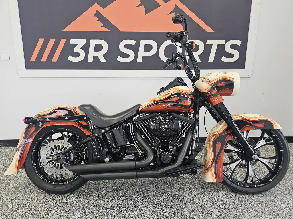 2004 Harley-Davidson FLSTC