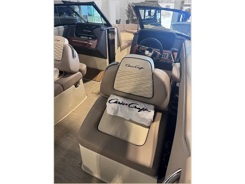Chris-Craft Sportster 25 MR DISPLAY MODEL SPECIAL 2025