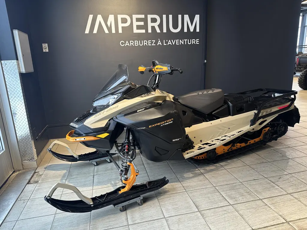 2022 Ski-Doo EXPEDITION XTREME 850