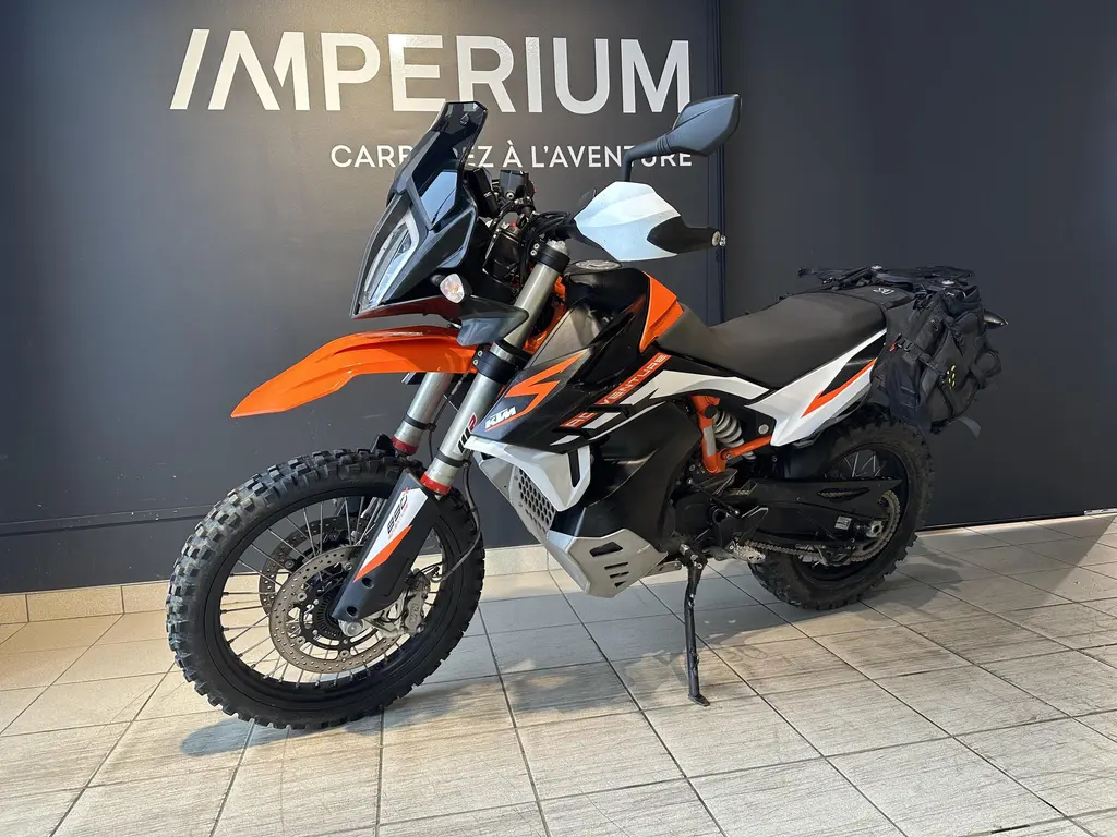 2022 KTM 890 ADVENTURE R