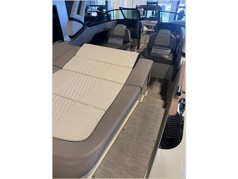 Chris-Craft Sportster 25 MR DISPLAY MODEL SPECIAL 2025