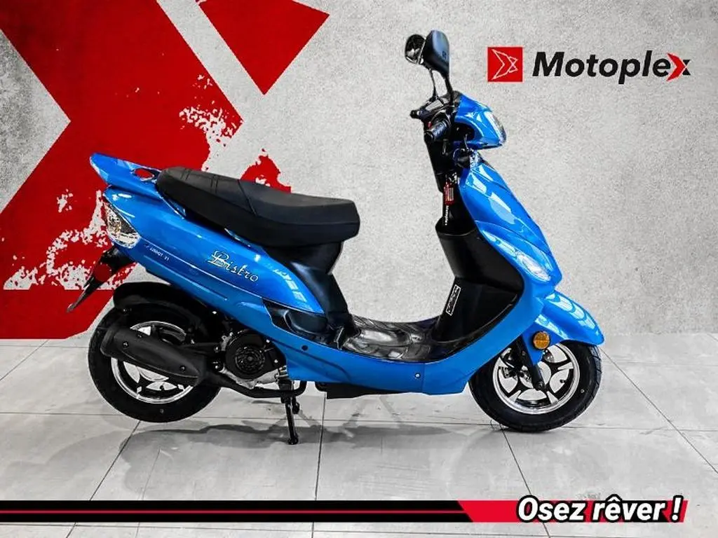 2022 Scootterre Bistro 50