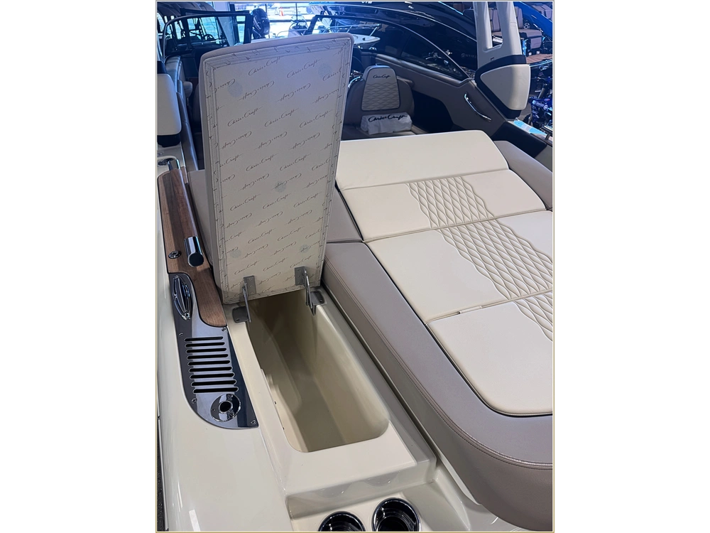 2025 Chris-craft Sportster 25 Mr Massive Price Drop alt