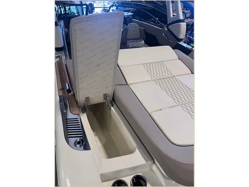 Chris-Craft Sportster 25 MR DISPLAY MODEL SPECIAL 2025