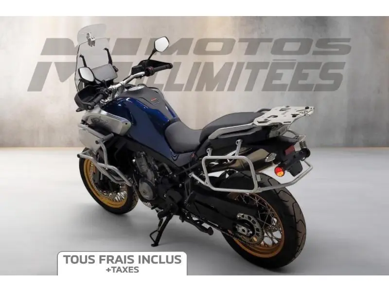 2023 CFMOTO IBEX 800 Touring