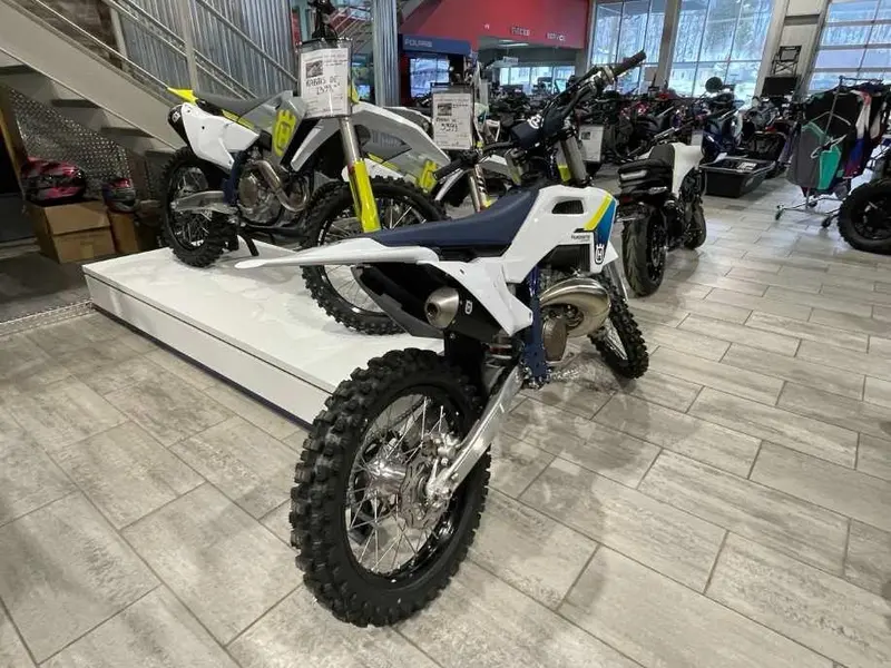 2025 Husqvarna TC 300 thumbnail 4