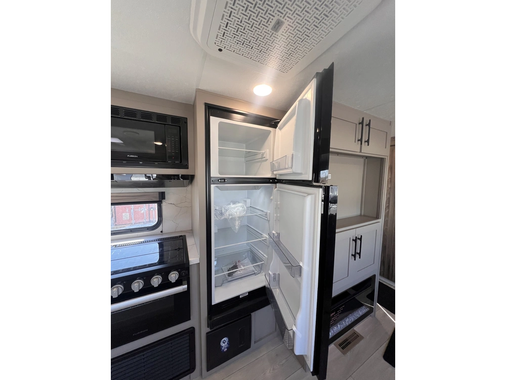 Kz-rv Connect Se 301bhkse 2025 alt