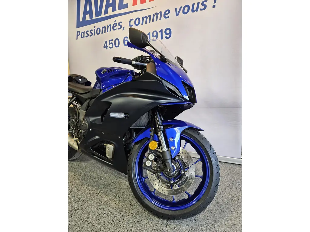 2024 Yamaha YZF-R7 RESERVE PAR TELEPHONE