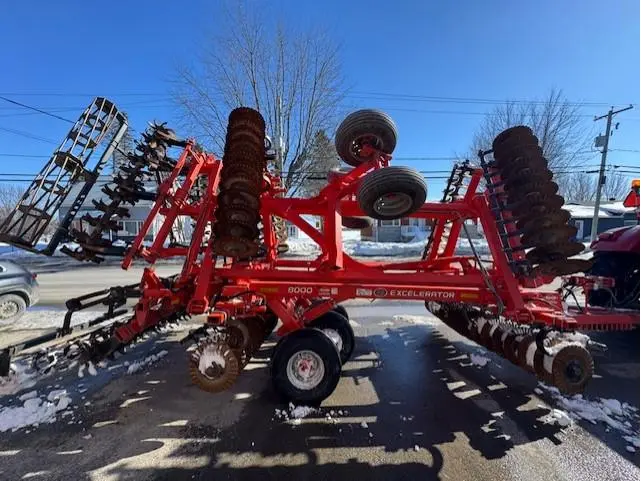 2014 Kuhn 8000-25