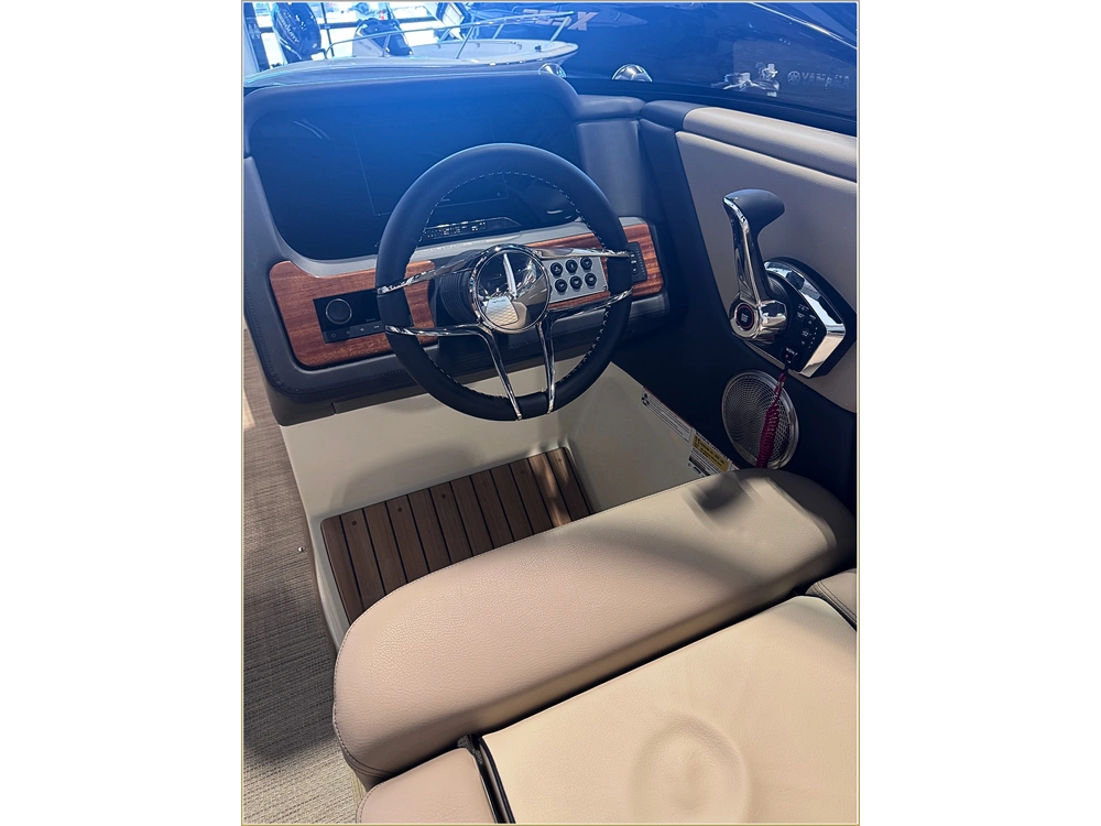 2025 Chris-craft Sportster 25 Mr Massive Price Drop alt