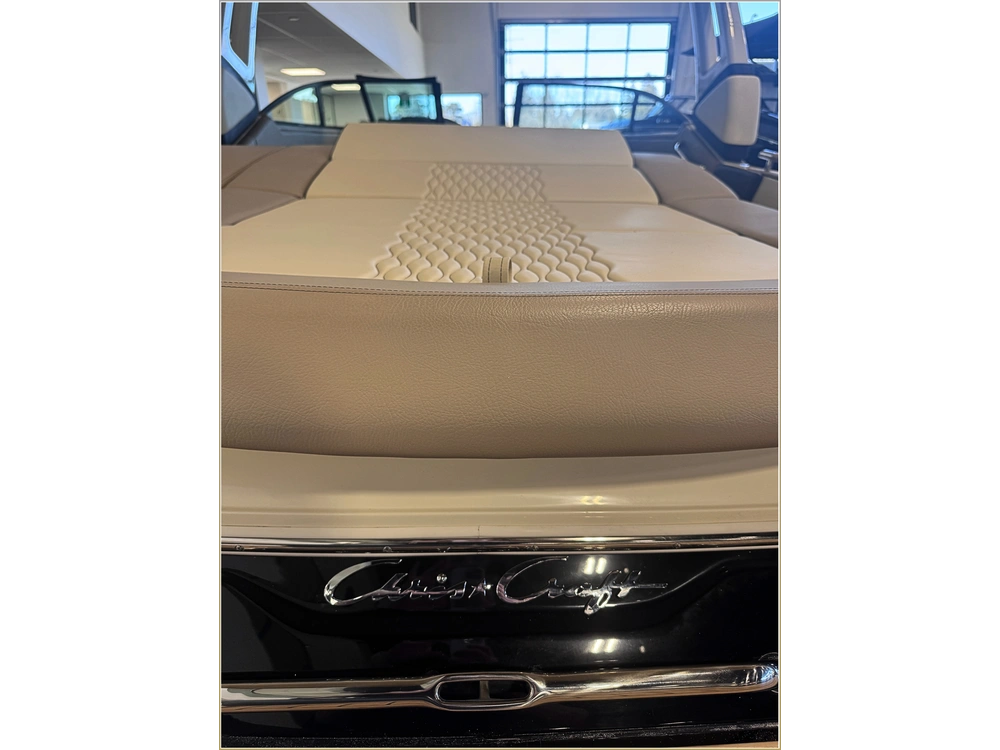 2025 Chris-craft Sportster 25 Mr Massive Price Drop alt
