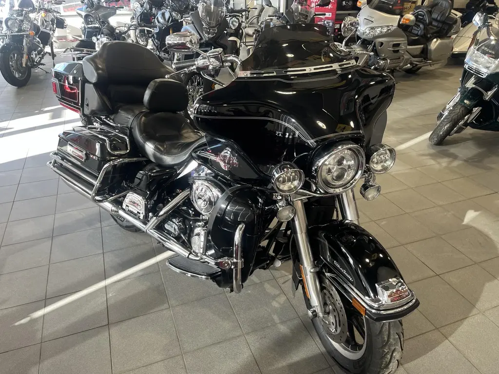 2006 Harley-Davidson Ultra Classic FLHTCUI