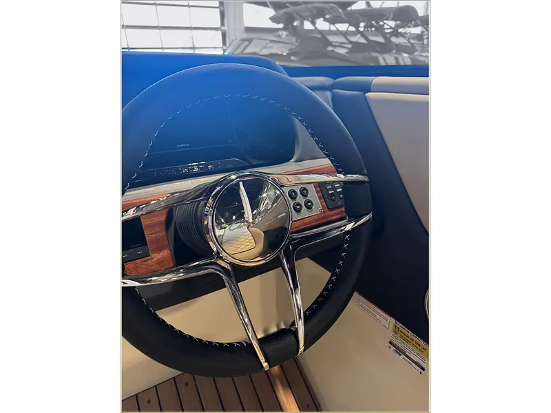 Chris-Craft Sportster 25 MR DISPLAY MODEL SPECIAL 2025