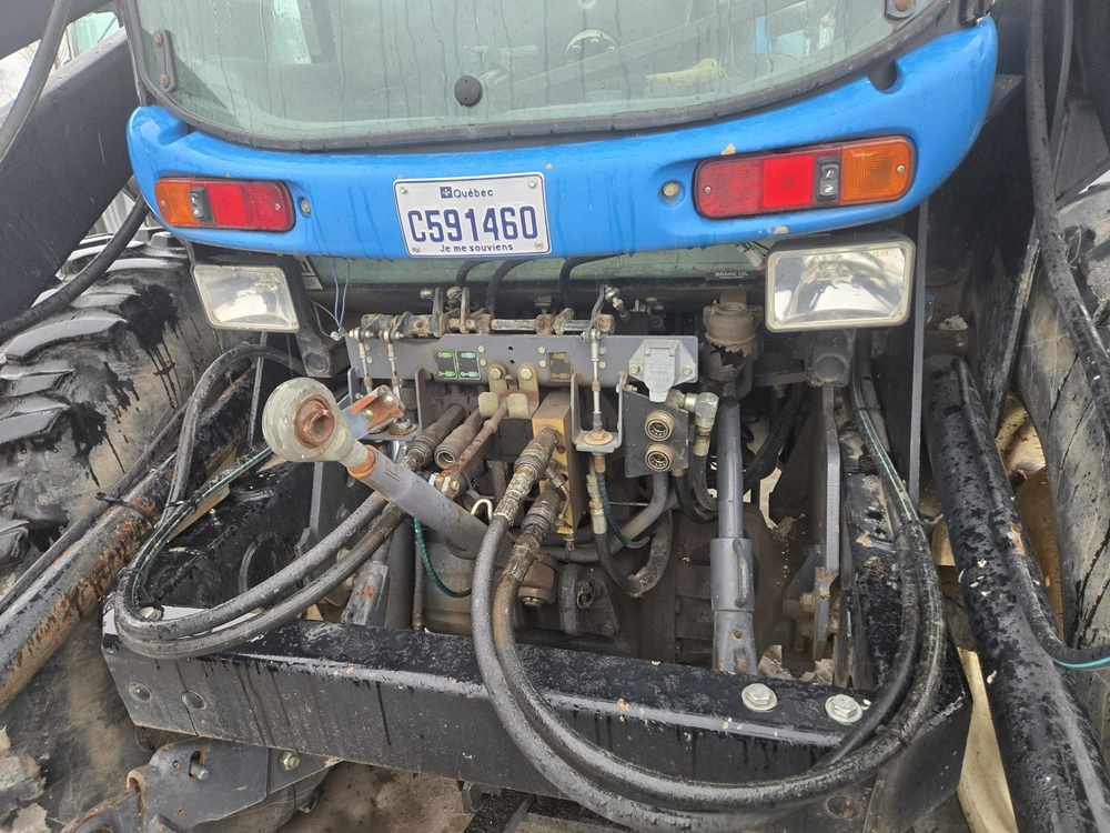 New Holland Tv140 2000 alt