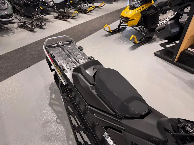 2024 Ski-Doo SUMMIT NEO + 600 EFI 55 Plus