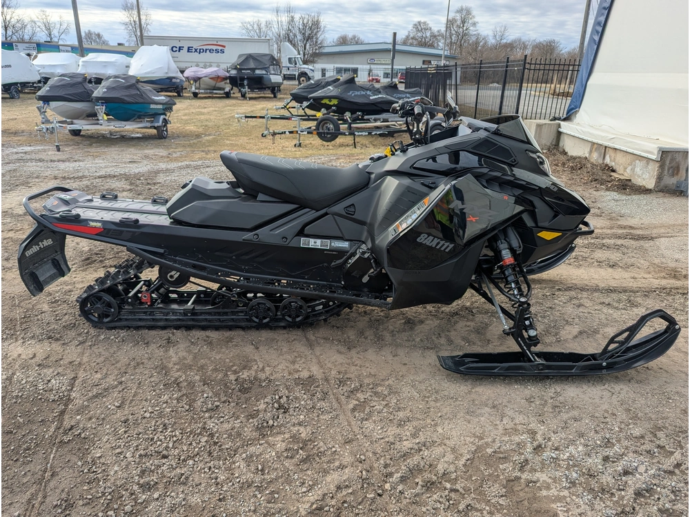 2025 Ski-doo Mxz Xrs 600r Bk 137 1.5i Sas Hub 25 Mzsc alt