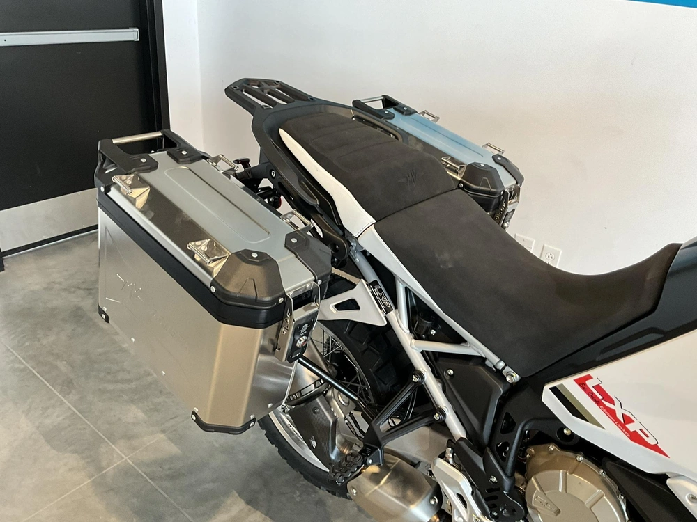 Mv Agusta Lxp Orioli 2024 alt