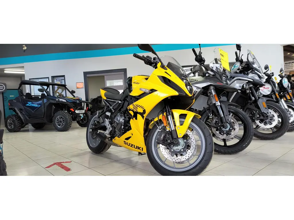 Suzuki GSX-8R  2025