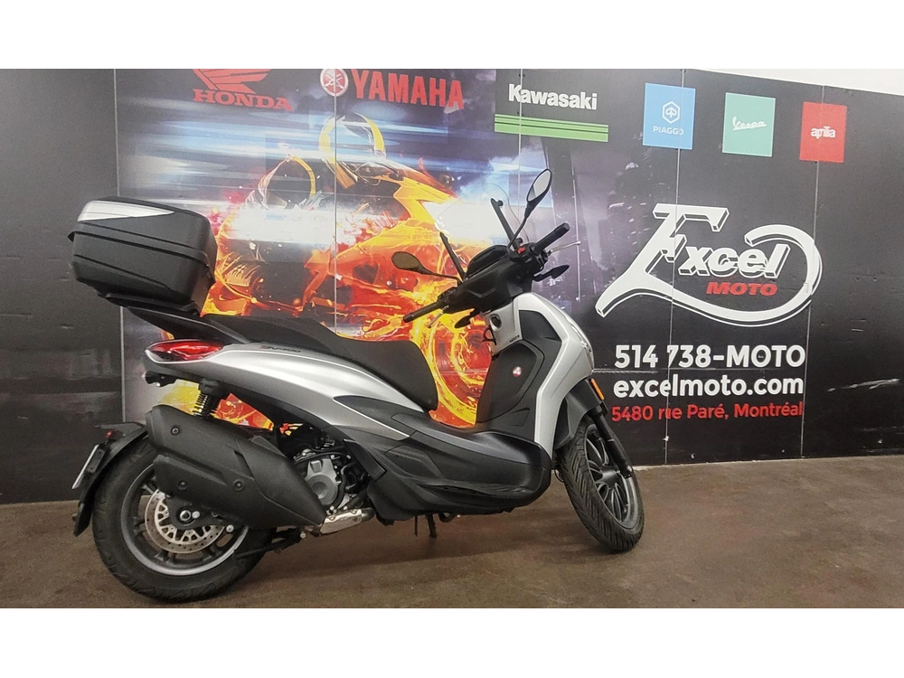 2022 Piaggio Bv400 alt