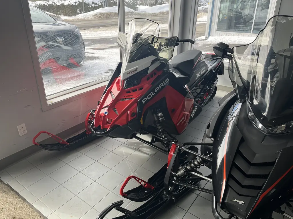 2022 Polaris INDY XC 650 129