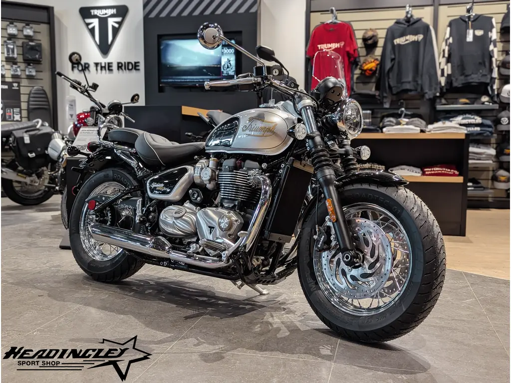 2025 Triumph Bonneville Speedmaster Icon Edition // Sapphire Black/Aluminum Silver 