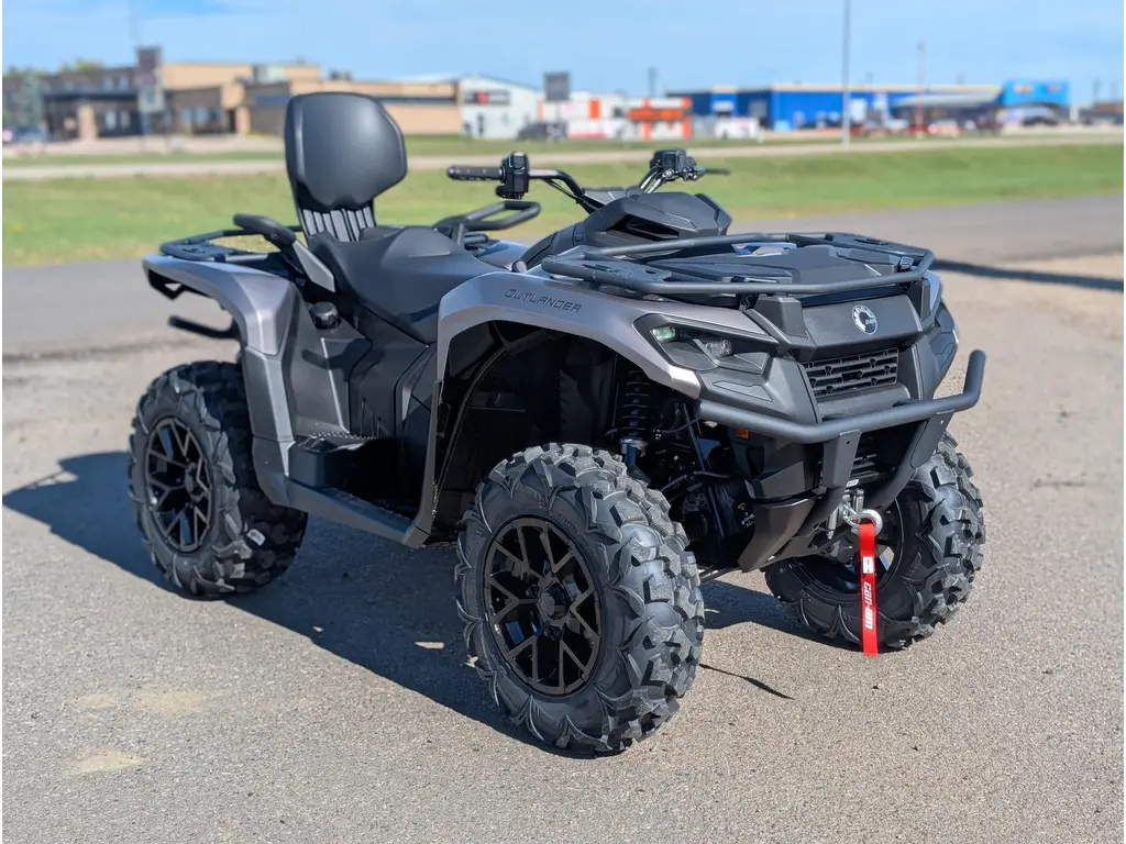 2025 Can-Am Outlander Max XT 700