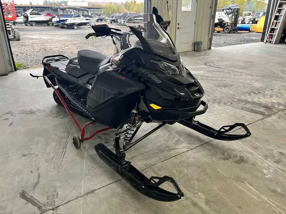 2024 Ski-Doo Renegade ENDURO 900 - TURBO R