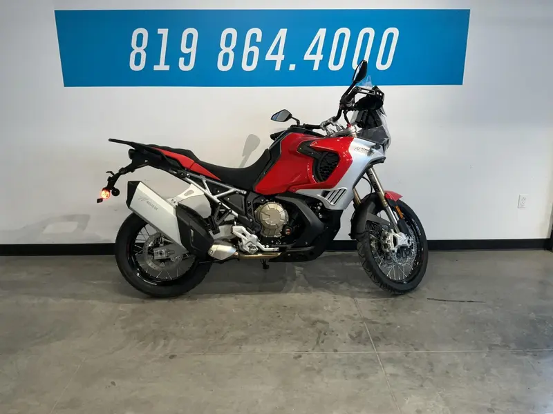 2024 MV Agusta Enduro Veloce EAS thumbnail 11