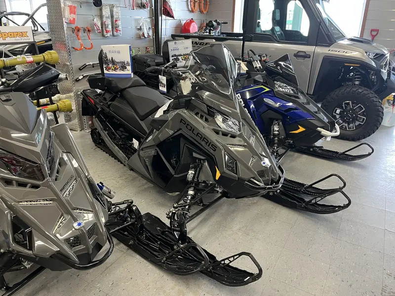 2025 Polaris PROSTAR S4 INDY ADVENTURE 137