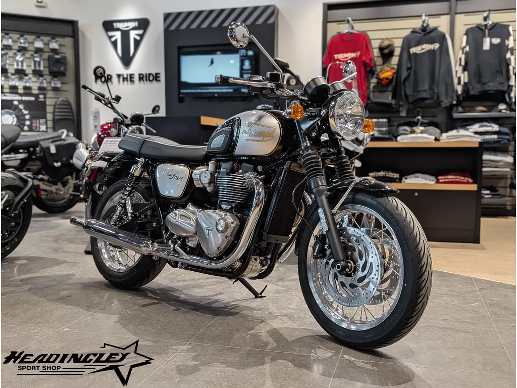 2025 Triumph Bonneville T120 Icon Edition // Sapphire Black/Aluminium Silver