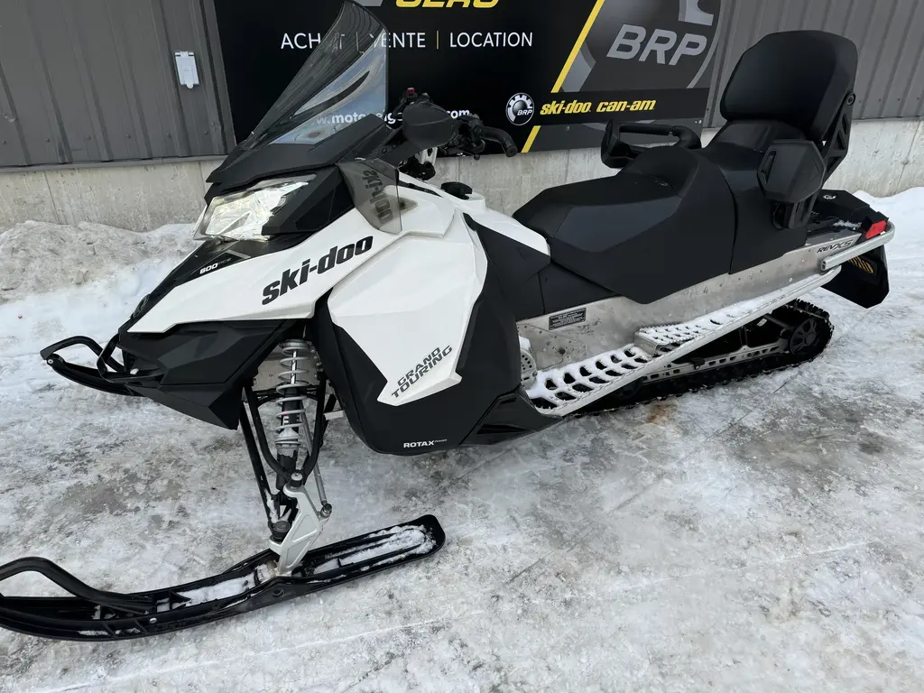 Used 2017 Ski-Doo grand touring 600 ace in Saint-Jean-de-Matha - Les ...