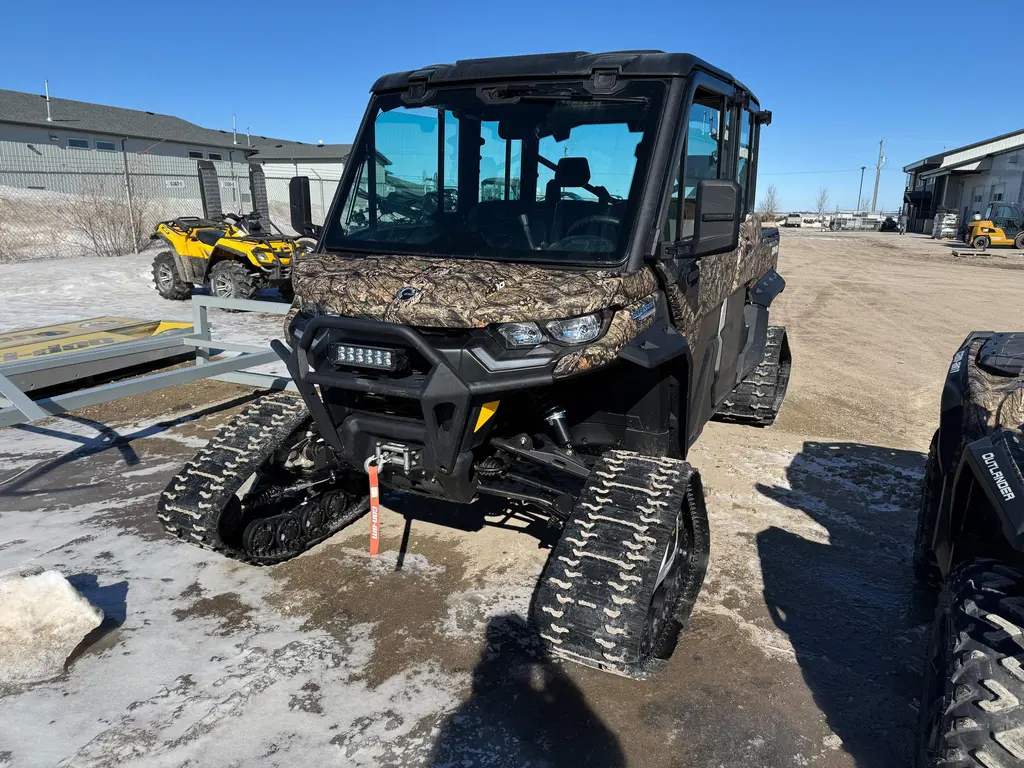 2022 Can-Am DEFENDER