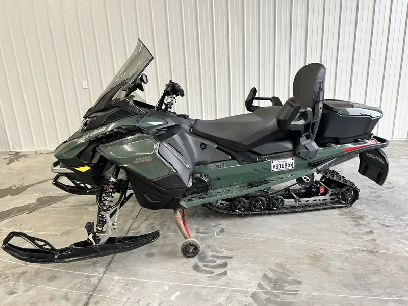 2024 Ski-Doo MOTONEIGE 2024 GRAND TOURING LIMITED 900ACE