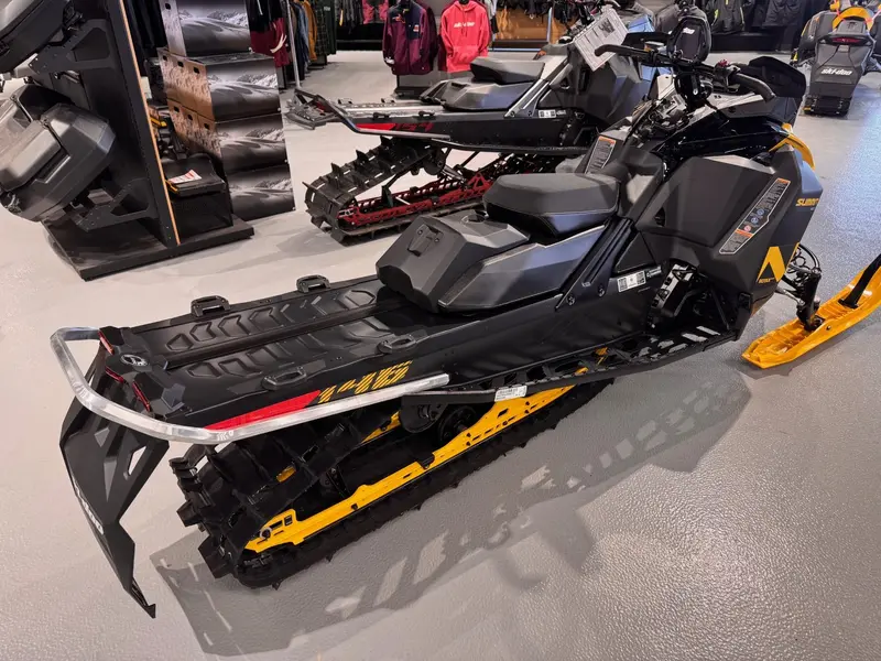 2024 Ski-Doo SUMMIT NEO + 600 EFI Plus