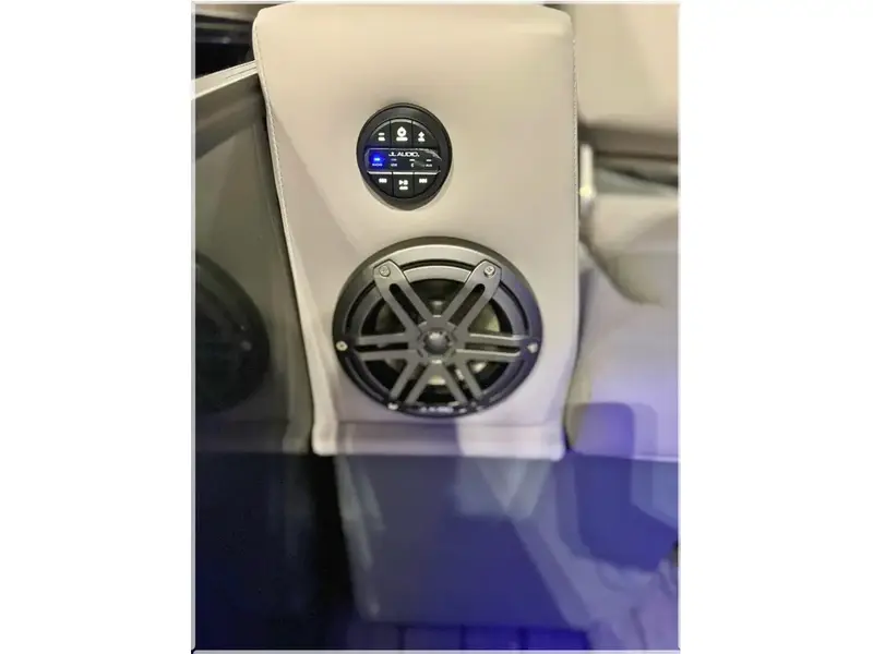 2024 Sylvan L-3 DLZ DH BAR NO Luxury Tax*