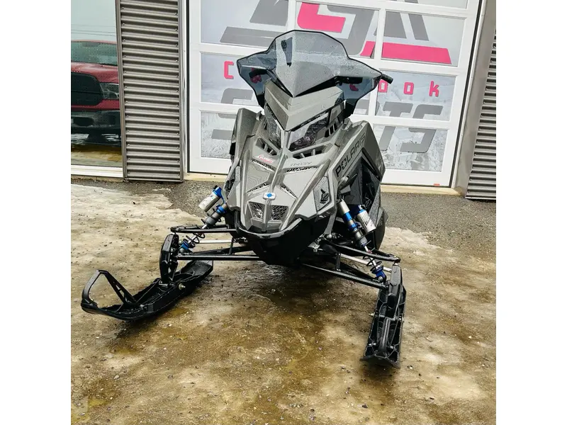 2025 Polaris 650 INDY VR1 137 S25TDV6RS